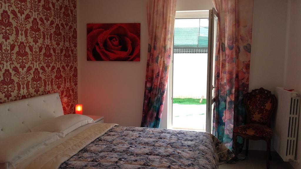 Le Tre Rose Bed & Breakfast Казамассіма Екстер'єр фото